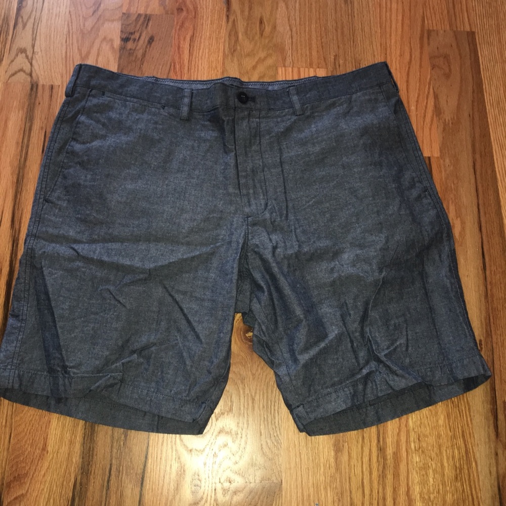 Men’s Banana Republic shorts